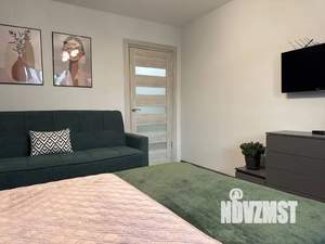 1-к квартира, посуточно, 42м2, 3/8 этаж