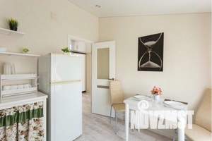 1-к квартира, посуточно, 42м2, 4/4 этаж