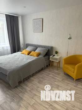 1-к квартира, посуточно, 36м2, 1/16 этаж