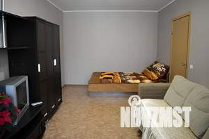 1-к квартира, посуточно, 44м2, 1/5 этаж