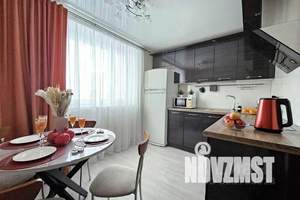 2-к квартира, посуточно, 64м2, 2/15 этаж