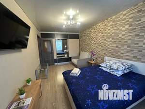 1-к квартира, посуточно, 35м2, 3/5 этаж