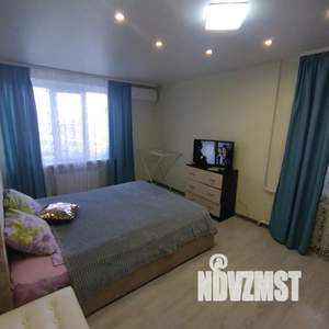 1-к квартира, посуточно, 36м2, 1/9 этаж