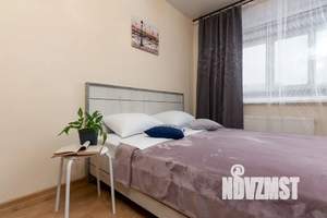 1-к квартира, посуточно, 40м2, 1/10 этаж