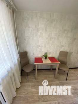 1-к квартира, посуточно, 35м2, 3/9 этаж