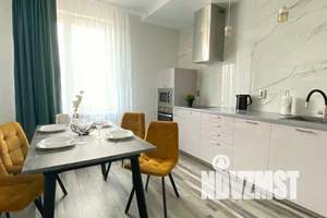1-к квартира, посуточно, 37м2, 3/15 этаж