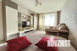 1-к квартира, посуточно, 40м2, 7/10 этаж