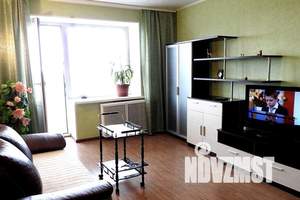 1-к квартира, посуточно, 48м2, 8/12 этаж