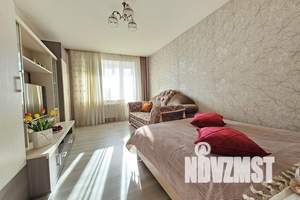 1-к квартира, посуточно, 40м2, 7/10 этаж