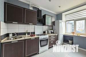 1-к квартира, посуточно, 57м2, 3/5 этаж