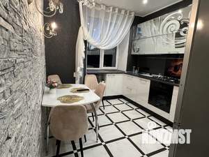 2-к квартира, посуточно, 61м2, 3/4 этаж