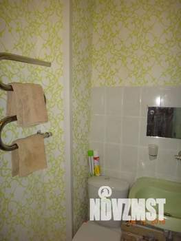 Студия квартира, посуточно, 32м2, 1/5 этаж