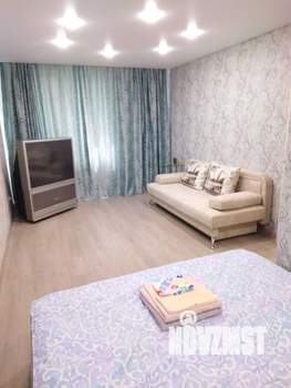 1-к квартира, посуточно, 37м2, 3/10 этаж
