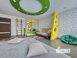 3-к квартира, посуточно, 99м2, 3/10 этаж