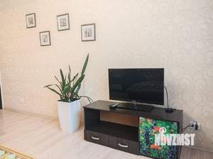 1-к квартира, посуточно, 46м2, 8/17 этаж