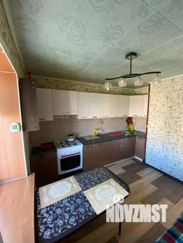 1-к квартира, посуточно, 32м2, 7/9 этаж