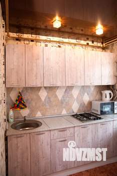 1-к квартира, посуточно, 38м2, 2/5 этаж