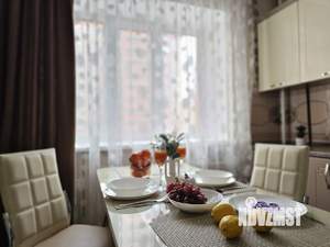 1-к квартира, посуточно, 49м2, 1/1 этаж