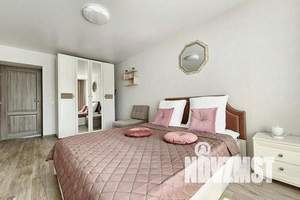 1-к квартира, посуточно, 45м2, 8/10 этаж