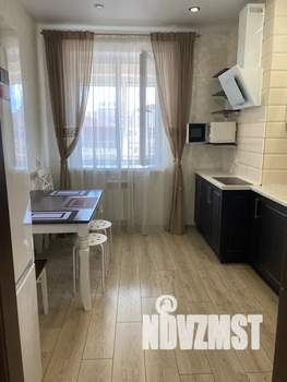 1-к квартира, посуточно, 42м2, 4/7 этаж