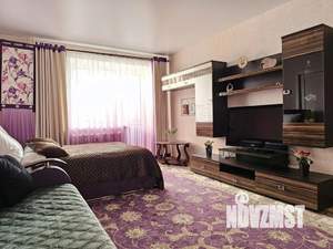 1-к квартира, посуточно, 49м2, 1/1 этаж