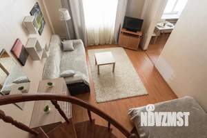 Студия квартира, посуточно, 37м2, 1/5 этаж