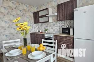 1-к квартира, посуточно, 38м2, 7/10 этаж