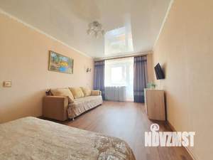 1-к квартира, посуточно, 33м2, 6/9 этаж