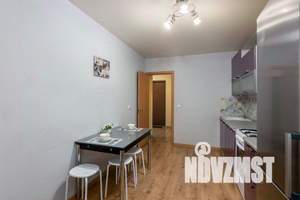 1-к квартира, посуточно, 38м2, 2/9 этаж