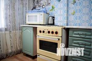 1-к квартира, посуточно, 37м2, 4/9 этаж