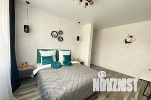 1-к квартира, посуточно, 37м2, 3/15 этаж