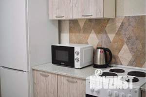 1-к квартира, посуточно, 40м2, 8/10 этаж