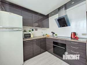 2-к квартира, посуточно, 64м2, 1/1 этаж