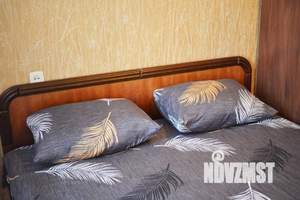 2-к квартира, посуточно, 55м2, 1/1 этаж