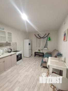 1-к квартира, посуточно, 38м2, 3/12 этаж