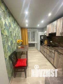 1-к квартира, посуточно, 35м2, 6/12 этаж