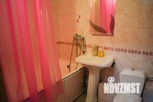 1-к квартира, посуточно, 44м2, 1/5 этаж