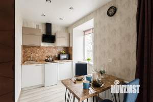 2-к квартира, посуточно, 45м2, 1/1 этаж