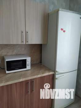 1-к квартира, посуточно, 42м2, 3/16 этаж