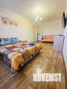 1-к квартира, посуточно, 41м2, 1/1 этаж