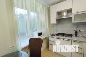 2-к квартира, посуточно, 52м2, 4/5 этаж