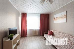 1-к квартира, посуточно, 35м2, 7/10 этаж