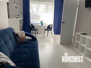 1-к квартира, посуточно, 44м2, 1/1 этаж