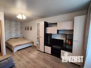 1-к квартира, посуточно, 38м2, 3/10 этаж