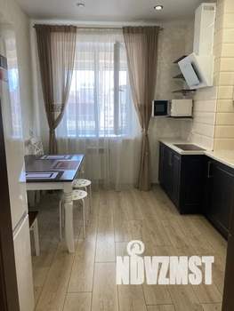 1-к квартира, посуточно, 42м2, 4/7 этаж