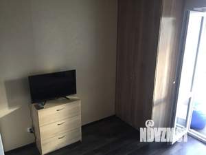 Студия квартира, посуточно, 30м2, 8/10 этаж