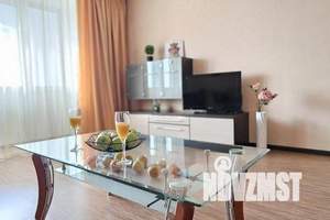 1-к квартира, посуточно, 52м2, 4/6 этаж