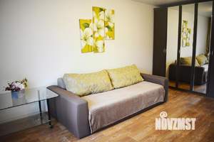 2-к квартира, посуточно, 50м2, 1/1 этаж