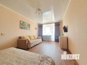 1-к квартира, посуточно, 33м2, 6/9 этаж