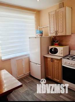 2-к квартира, посуточно, 45м2, 5/5 этаж